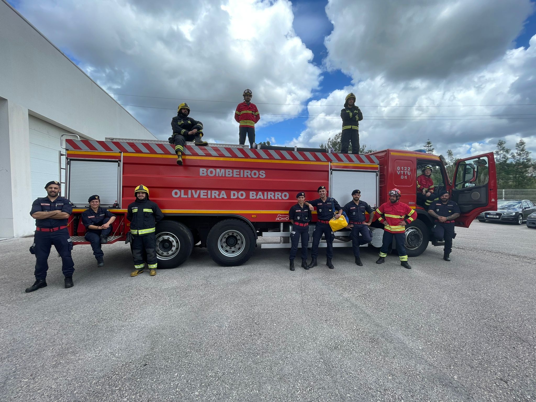 Equipa especializada multidisciplinar de intervenção de busca, socorro a sinistros, náufragos, prevenção e combate a incêndios da AHBVOB