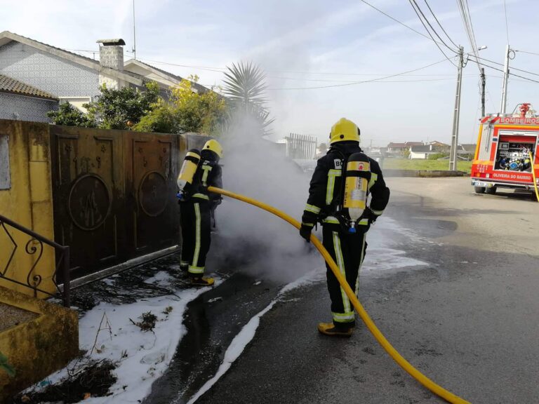 Incêndio em viatura